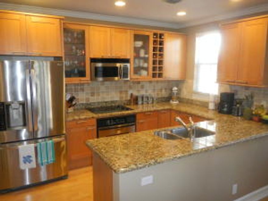 Impeccable corner unit available seasonally or on a yearly basis. Ideally located just a short walk from downtown Delray. This 3BR/3.5BA unit features hardwood floors, ss appliances and top quality finishes including spacious master suite with large walk in custom closet. 2 car garage and community pool.