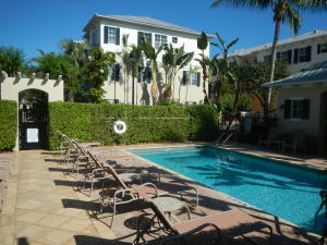 Mallory Square - Residential Lease