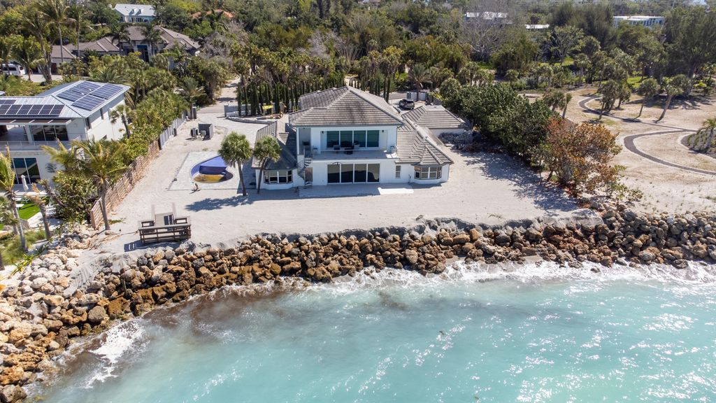 Photo of 7816 Sanderling Road, Sarasota, FL 34242 (MLS # B26024170)
