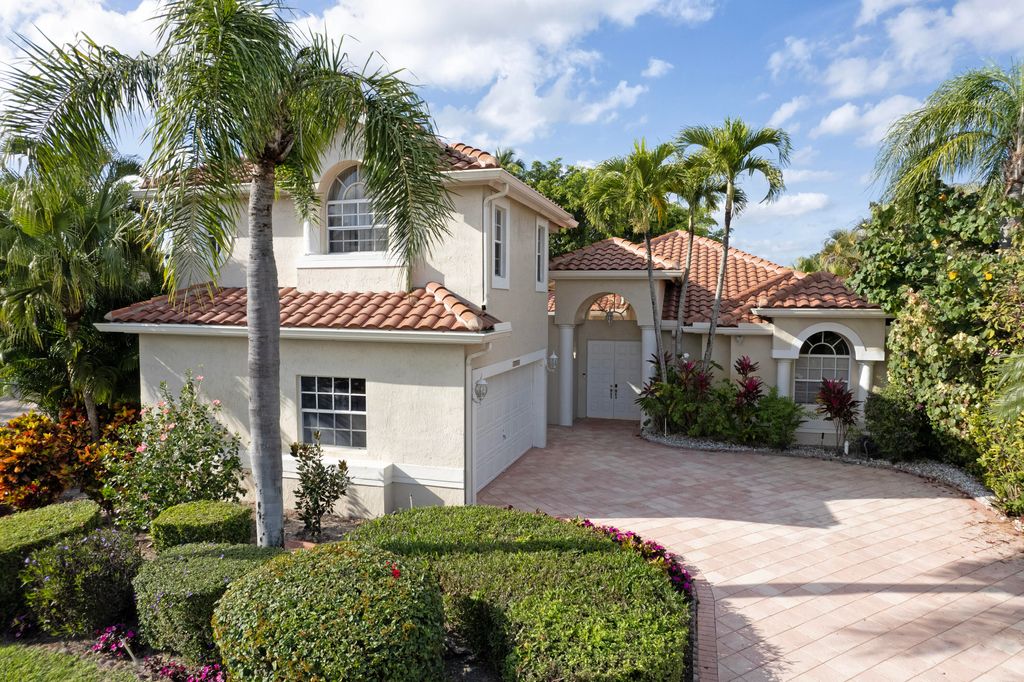 Photo of 10726 Greenbriar Villa Drive, Lake Worth, FL 33449 (MLS # B26044784)