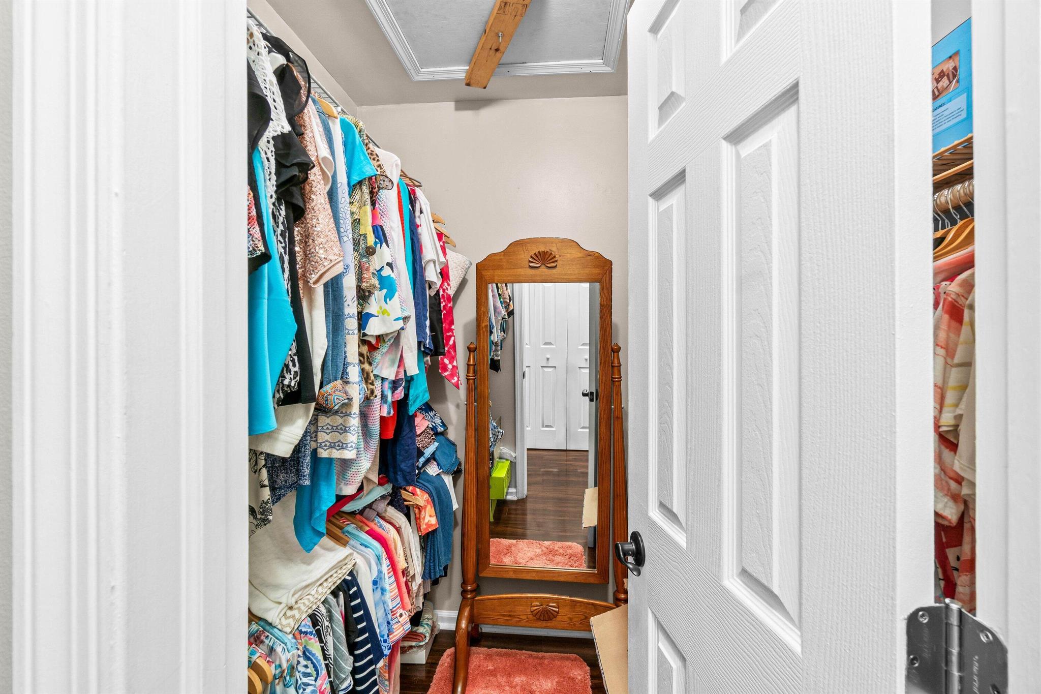 LIMETREE CONDO - Residential