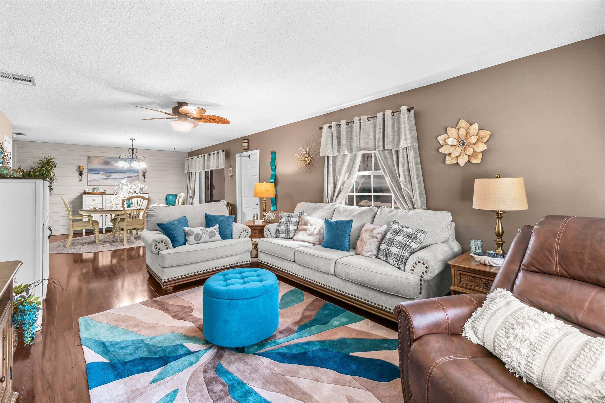 LIMETREE CONDO - Residential