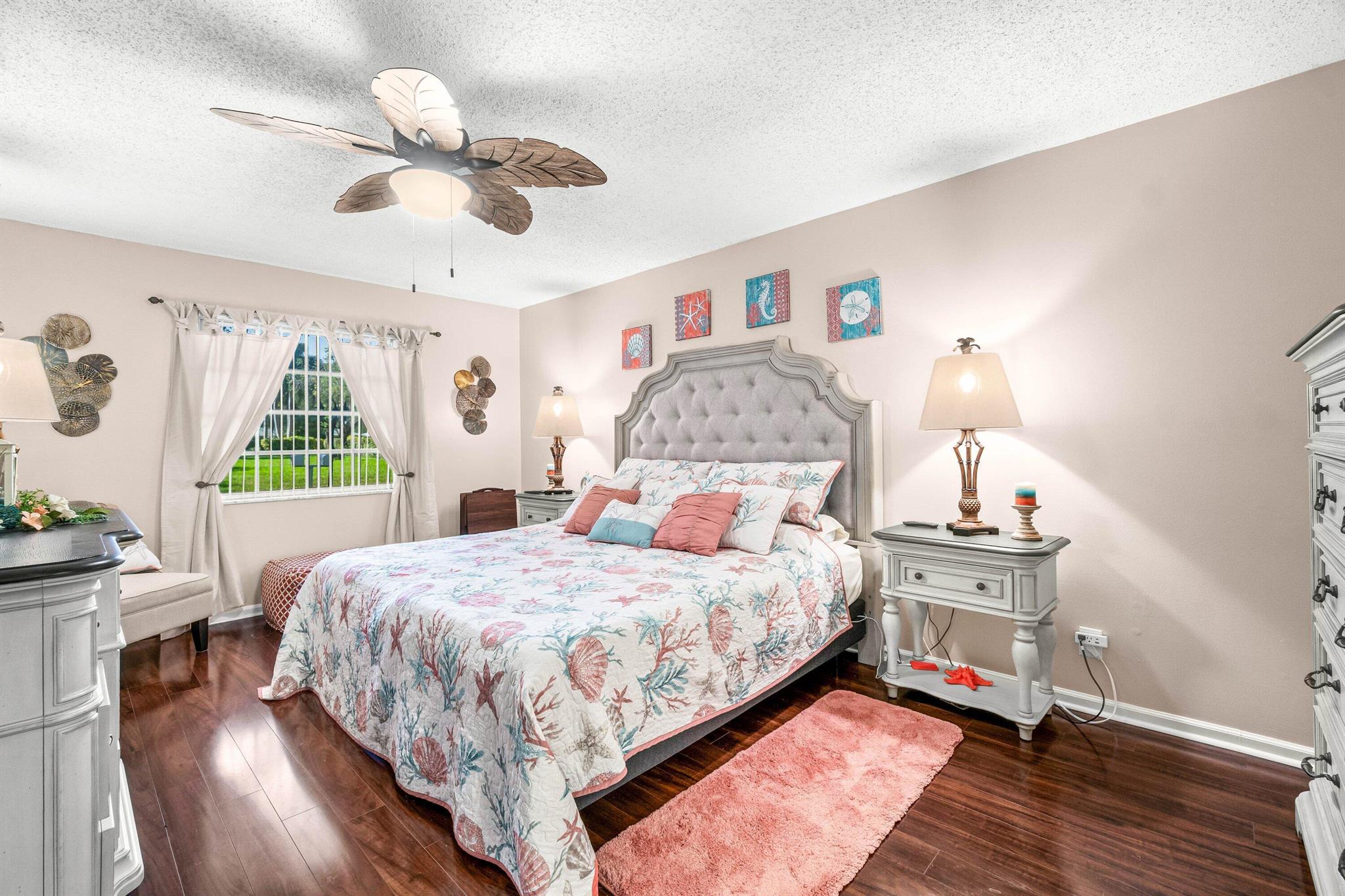 LIMETREE CONDO - Residential