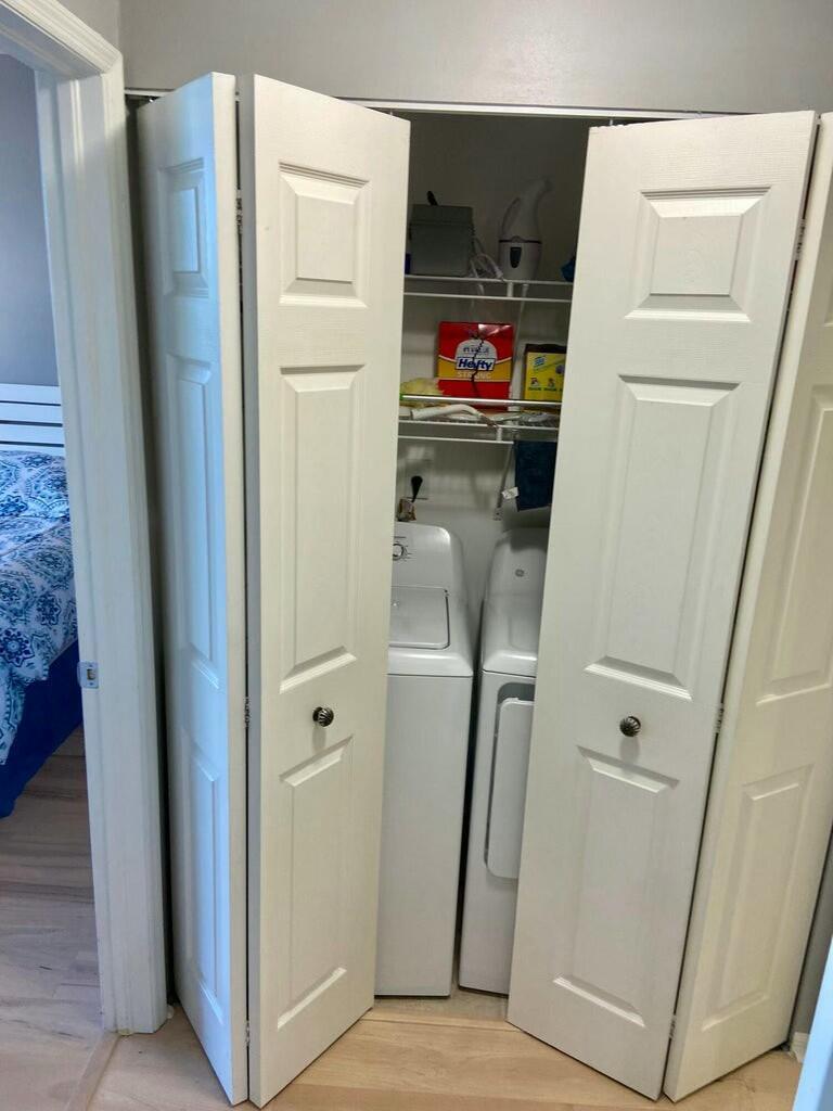 MOORINGS AT LANTANA CONDO - Residential Lease