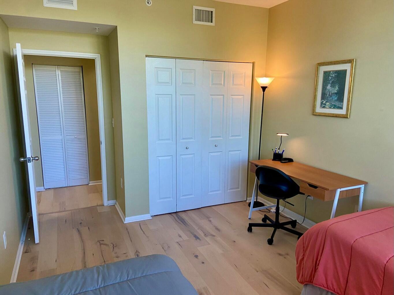 MOORINGS AT LANTANA CONDO - Residential Lease