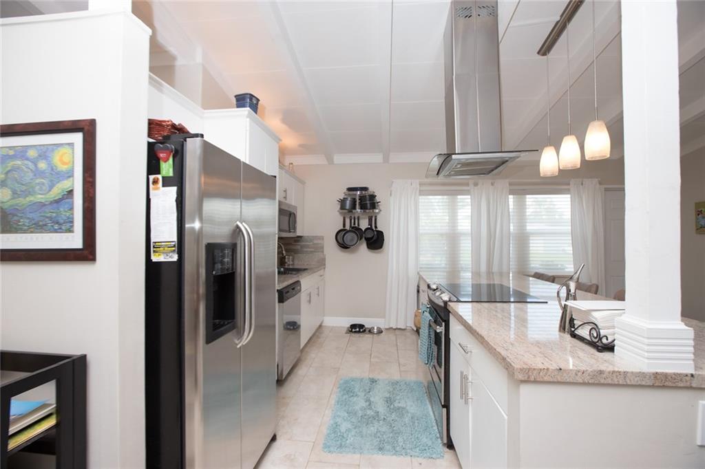Lauderdale Isles 2 33-20 - Residential