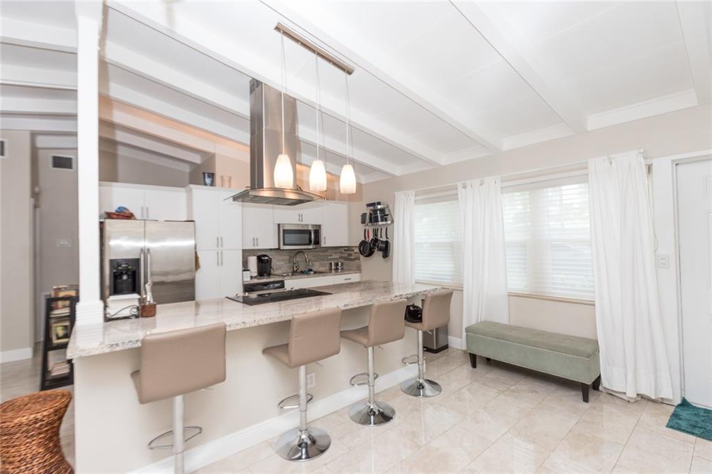 Lauderdale Isles 2 33-20 - Residential