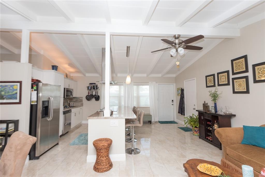 Lauderdale Isles 2 33-20 - Residential