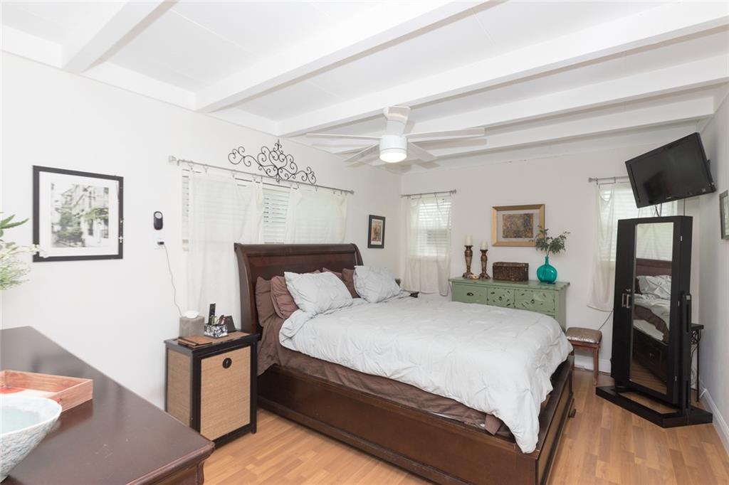 Lauderdale Isles 2 33-20 - Residential