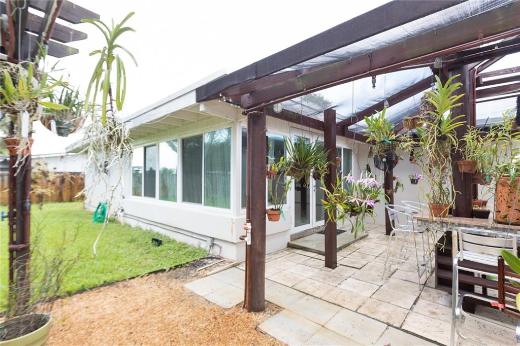 Lauderdale Isles 2 33-20 - Residential