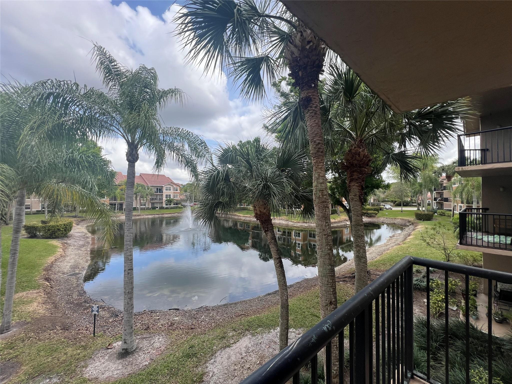 EDGEWATER CONDO - Residential Lease