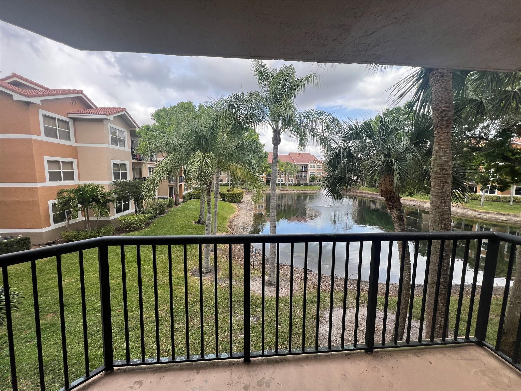 EDGEWATER CONDO - Residential Lease