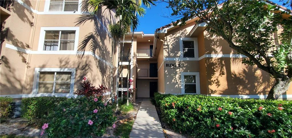 EDGEWATER CONDO - Residential Lease