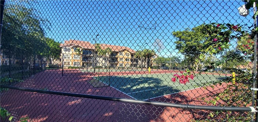 EDGEWATER CONDO - Residential Lease