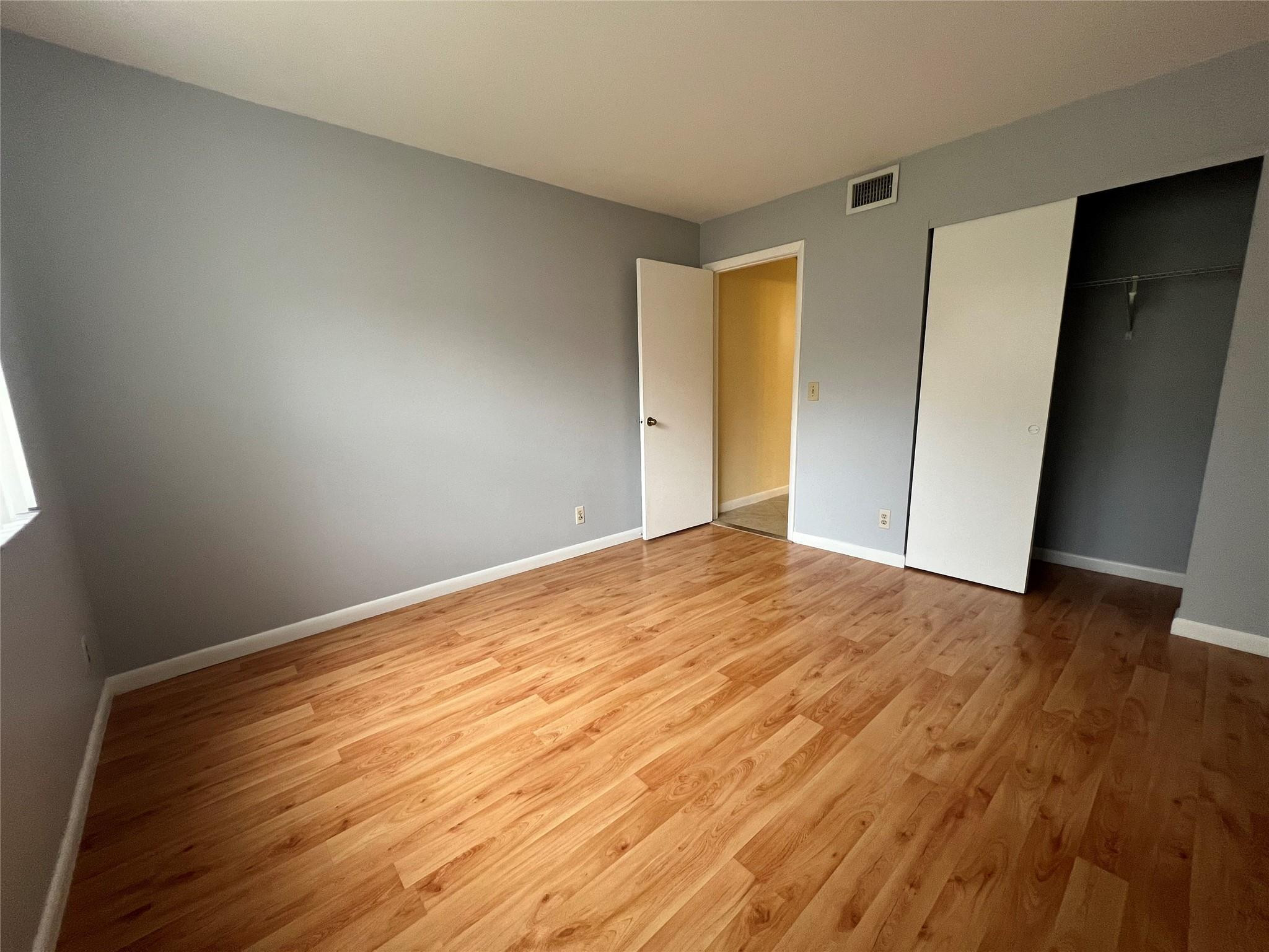 EDGEWATER CONDO - Residential Lease