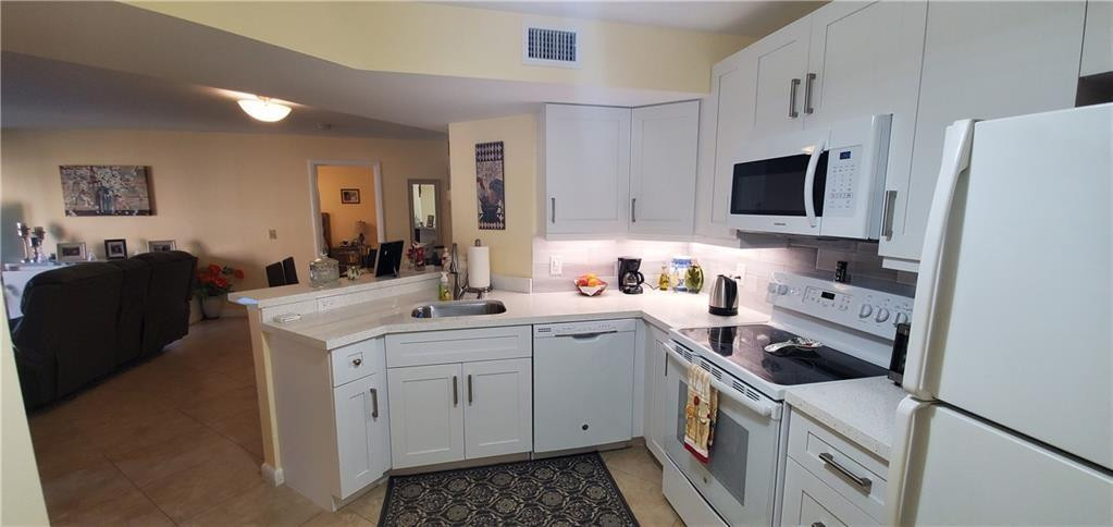 EDGEWATER CONDO - Residential Lease