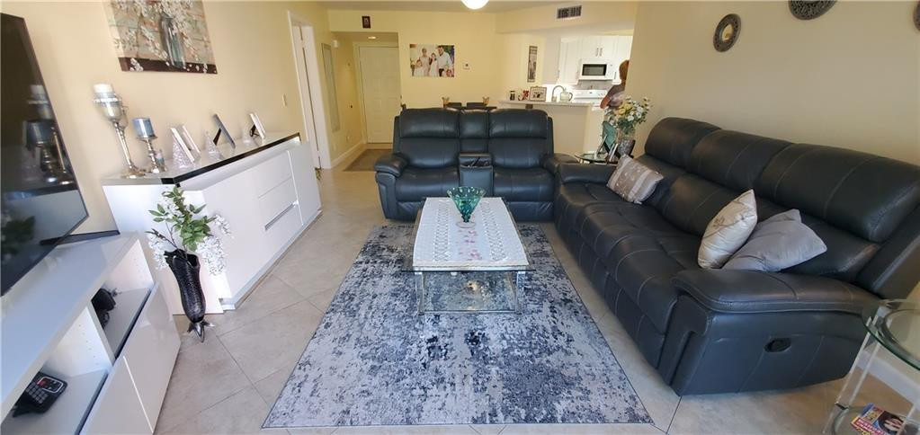 EDGEWATER CONDO - Residential Lease