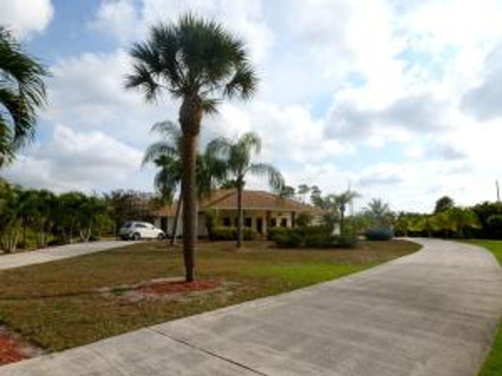 listing image 0
