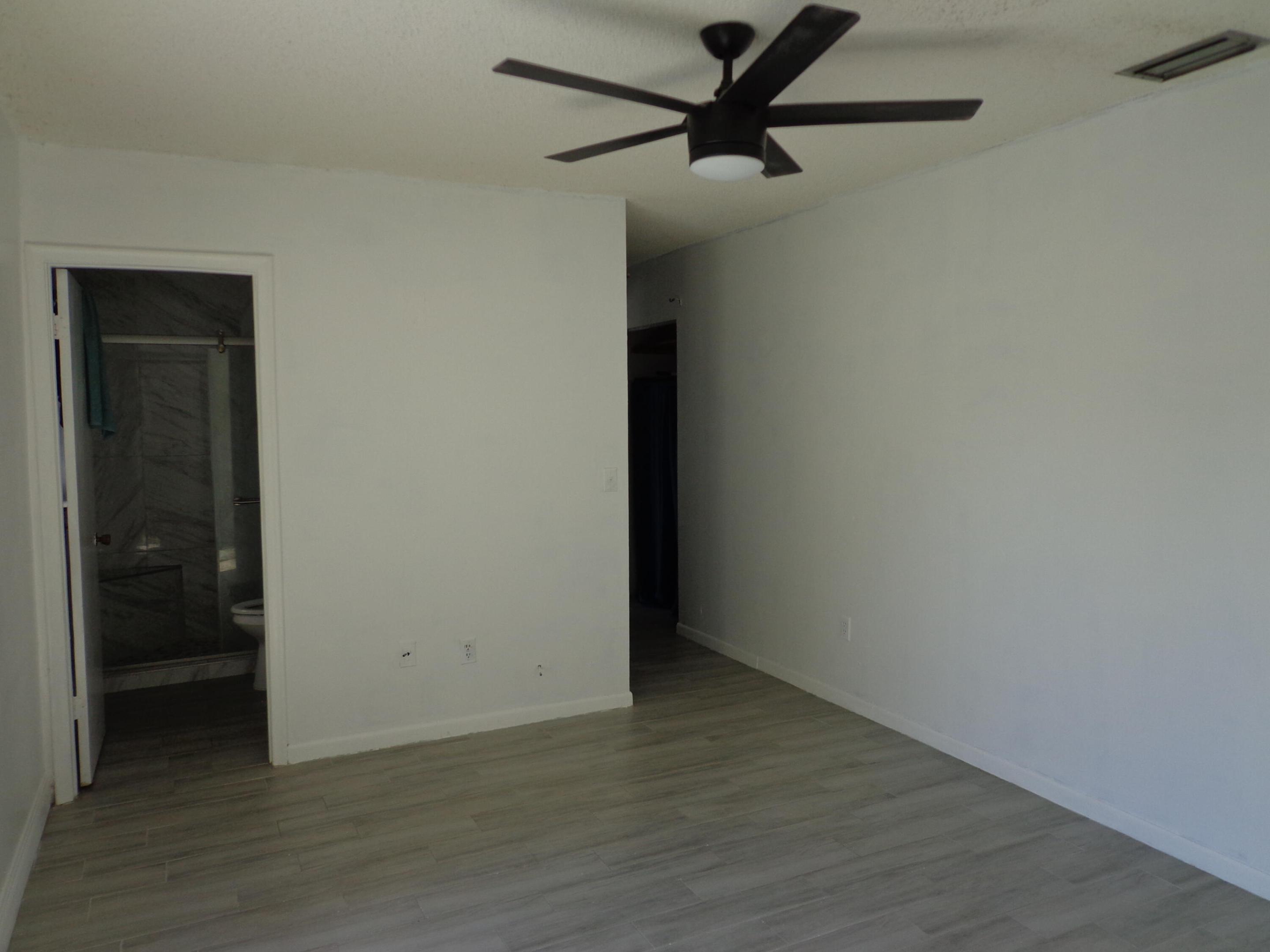 LA MANCHA - Residential Lease