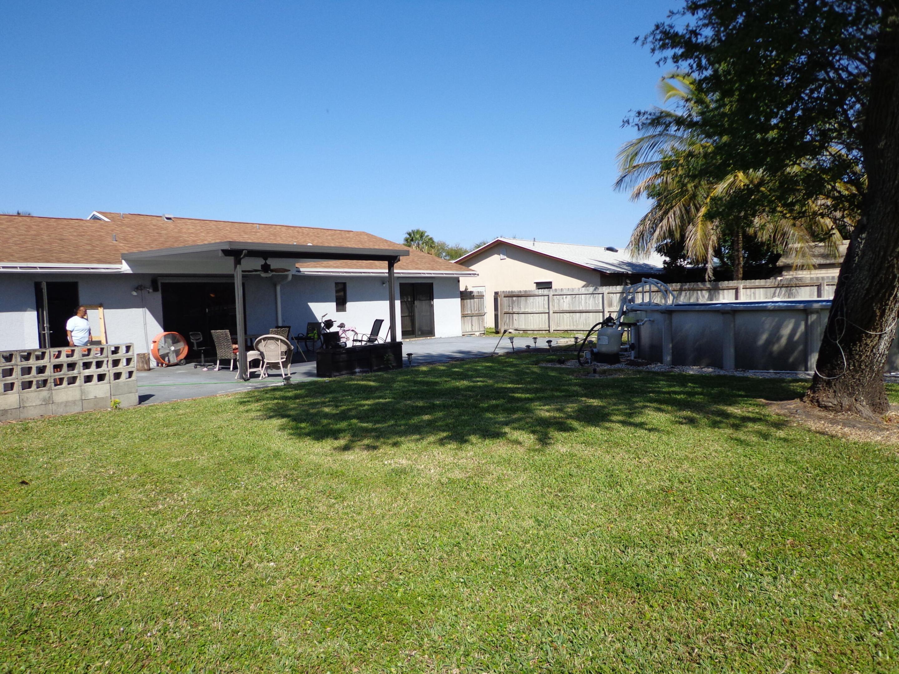 LA MANCHA - Residential Lease