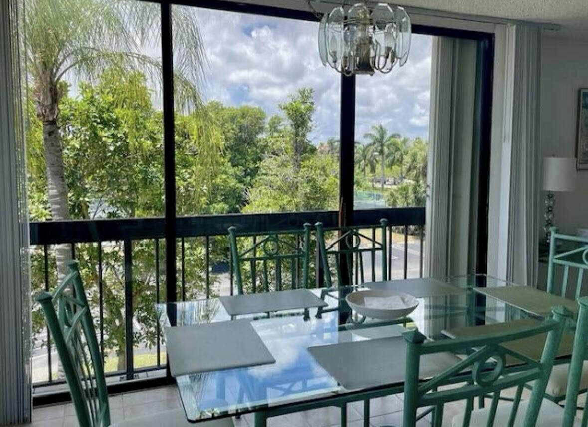 LAVERS DELRAY RACQUET CLUB CONDO - Residential
