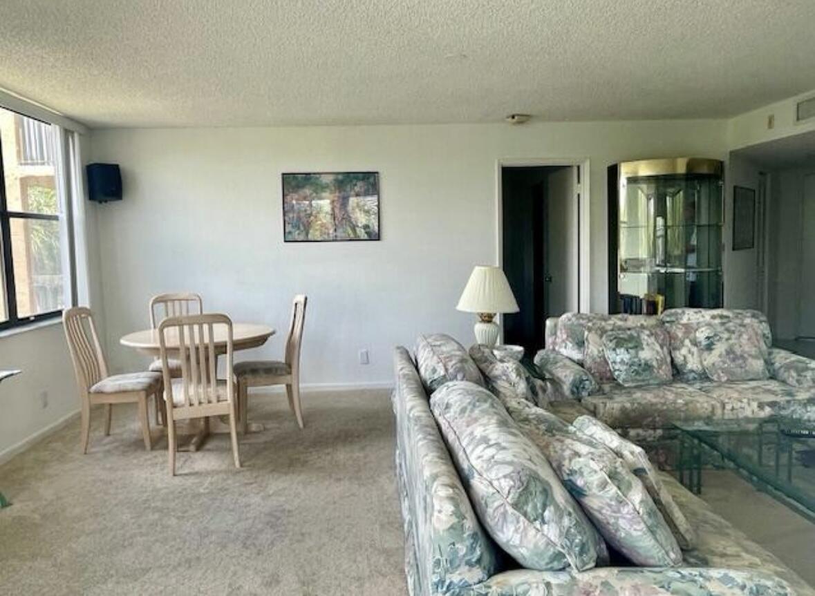 LAVERS DELRAY RACQUET CLUB CONDO - Residential