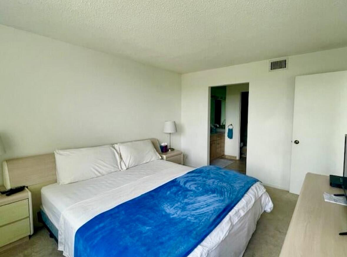 LAVERS DELRAY RACQUET CLUB CONDO - Residential