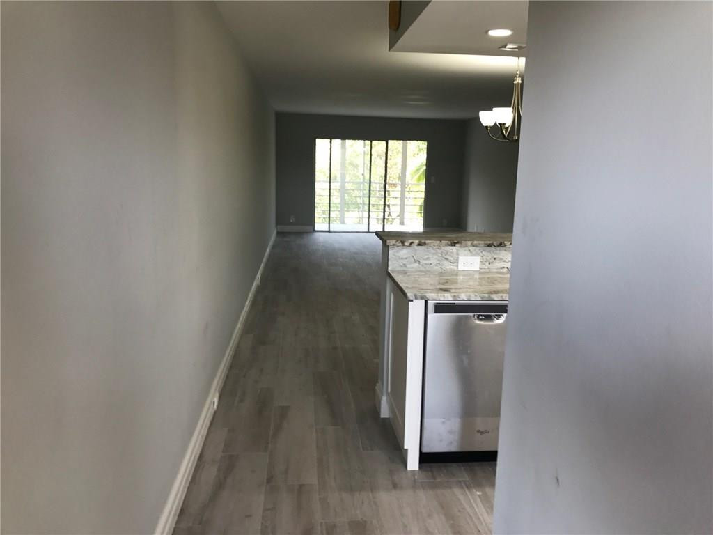 VICTORIA,WYNMOOR - Residential