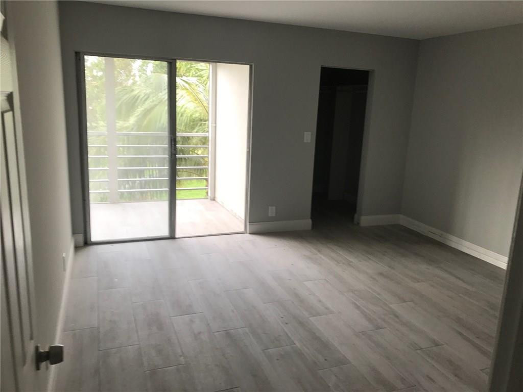VICTORIA,WYNMOOR - Residential