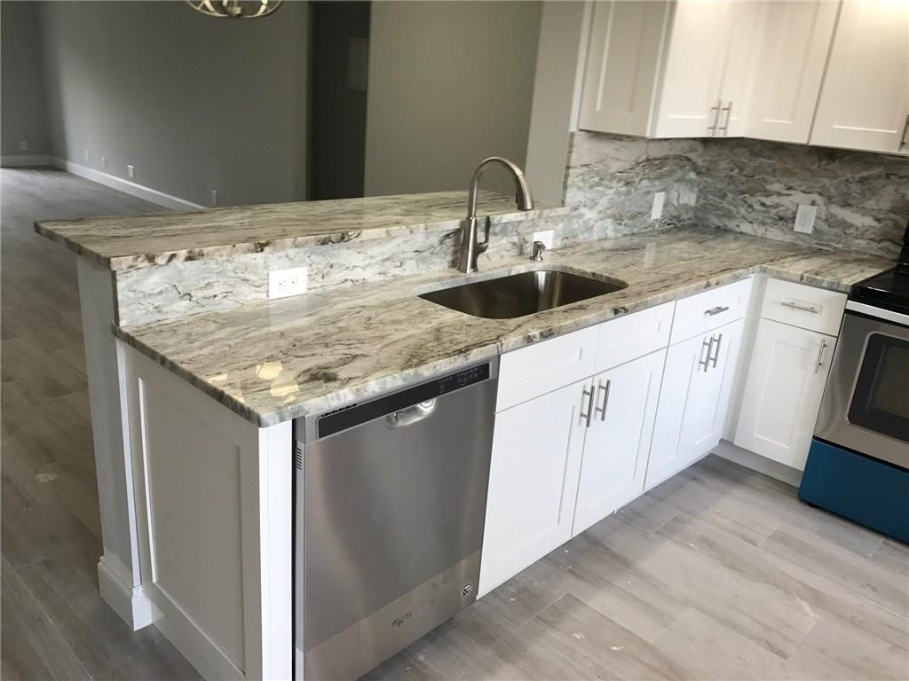 VICTORIA,WYNMOOR - Residential