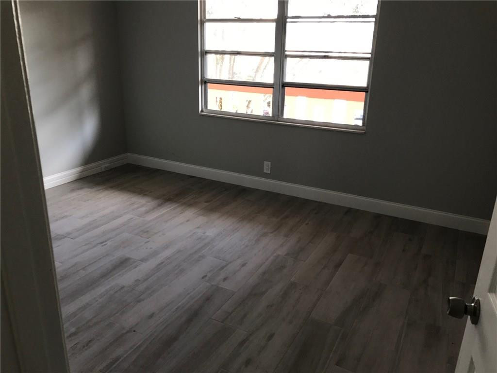 VICTORIA,WYNMOOR - Residential