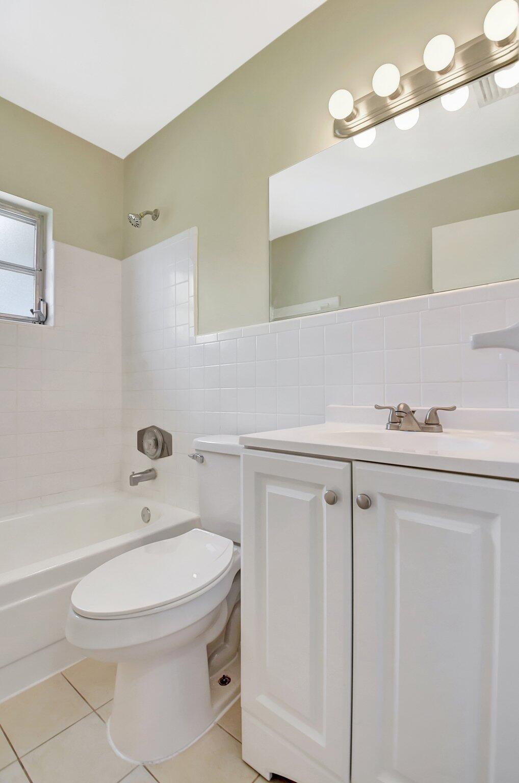 LAUREL HILLS 4TH ADD - Residential