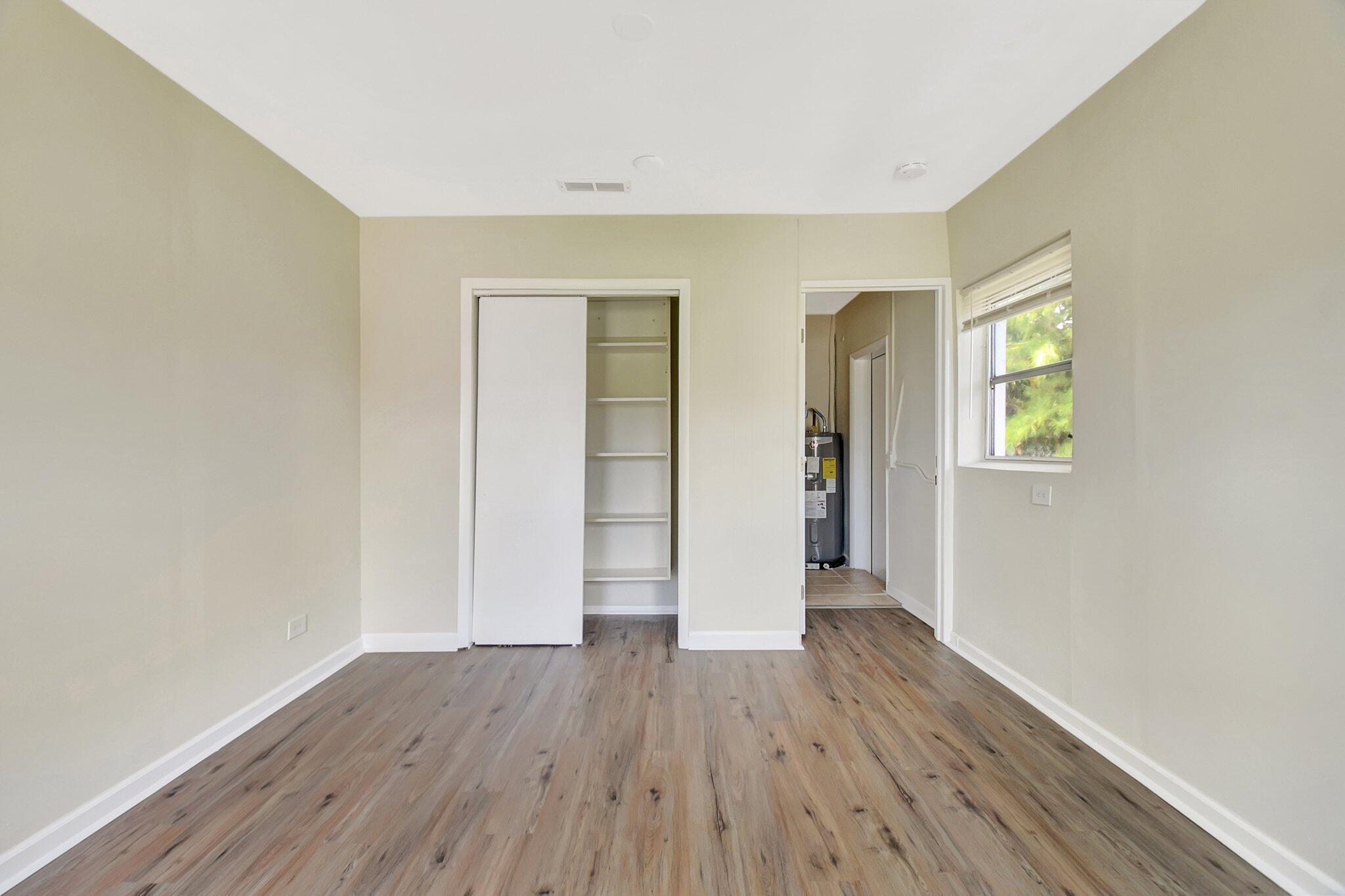 LAUREL HILLS 4TH ADD - Residential
