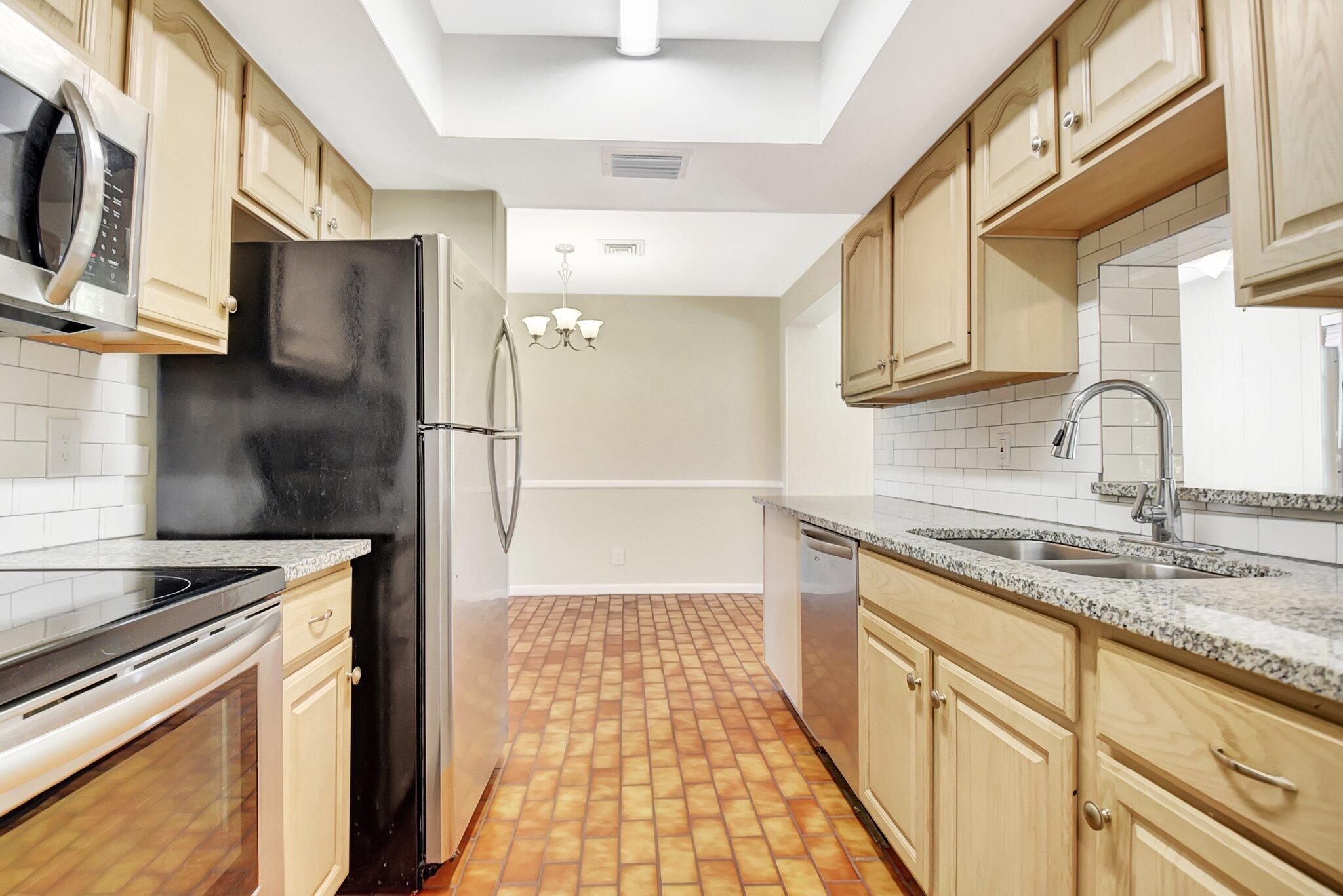 LAUREL HILLS 4TH ADD - Residential
