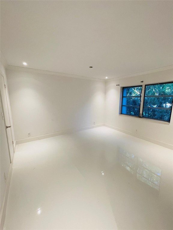 Oakland Shores Condo #1 - Residential Lease