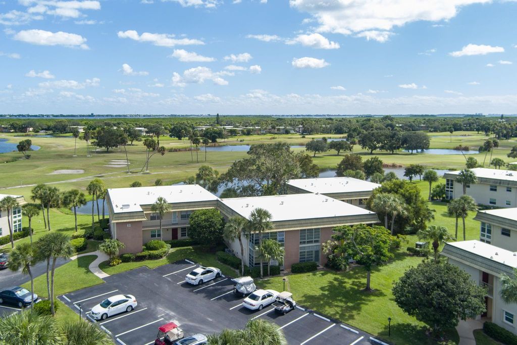 Photo of 40 Vista Gardens Trail #201, Vero Beach, FL 32962 (MLS # F10540894)