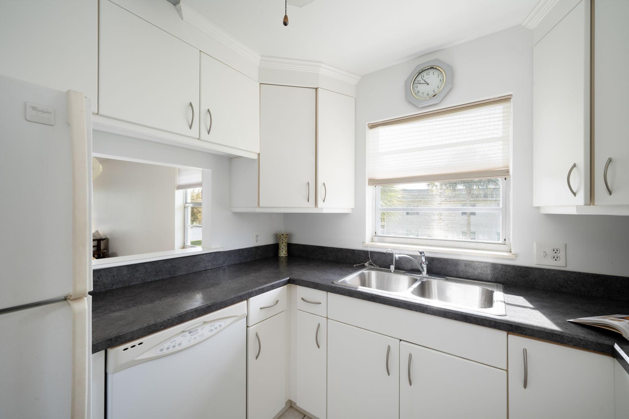 40 Vista Gardens Trl 201