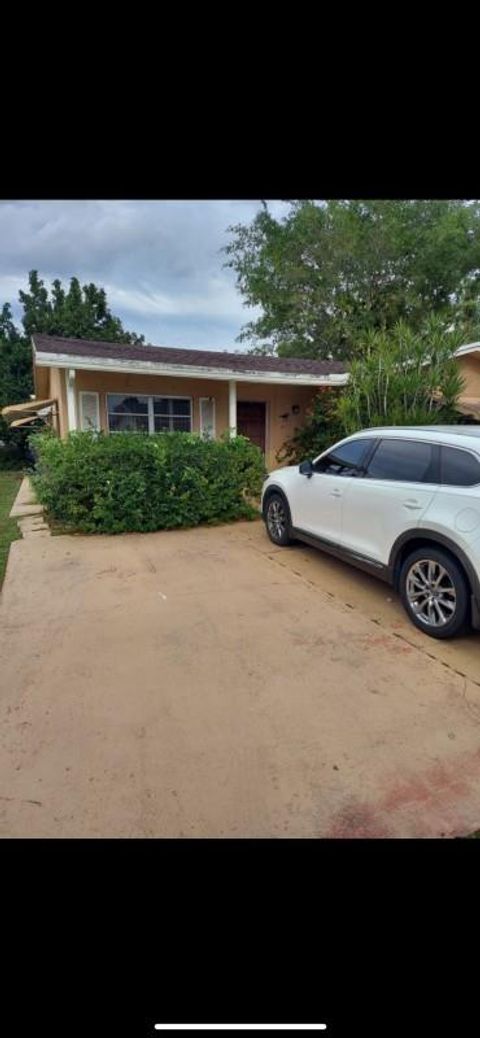 6717 NW 60th St Tamarac FL 33321