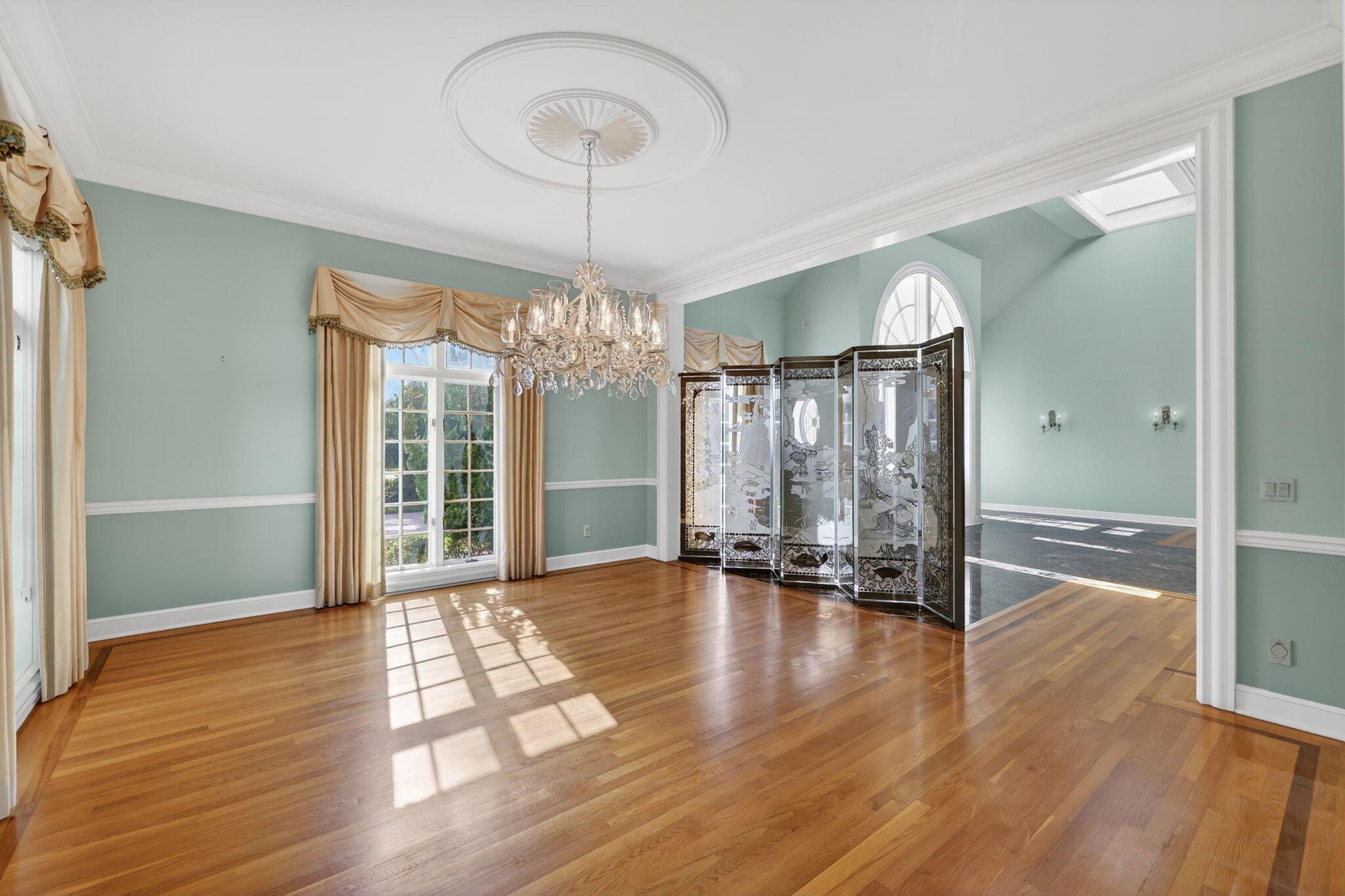 SAILFISH POINT - Residential