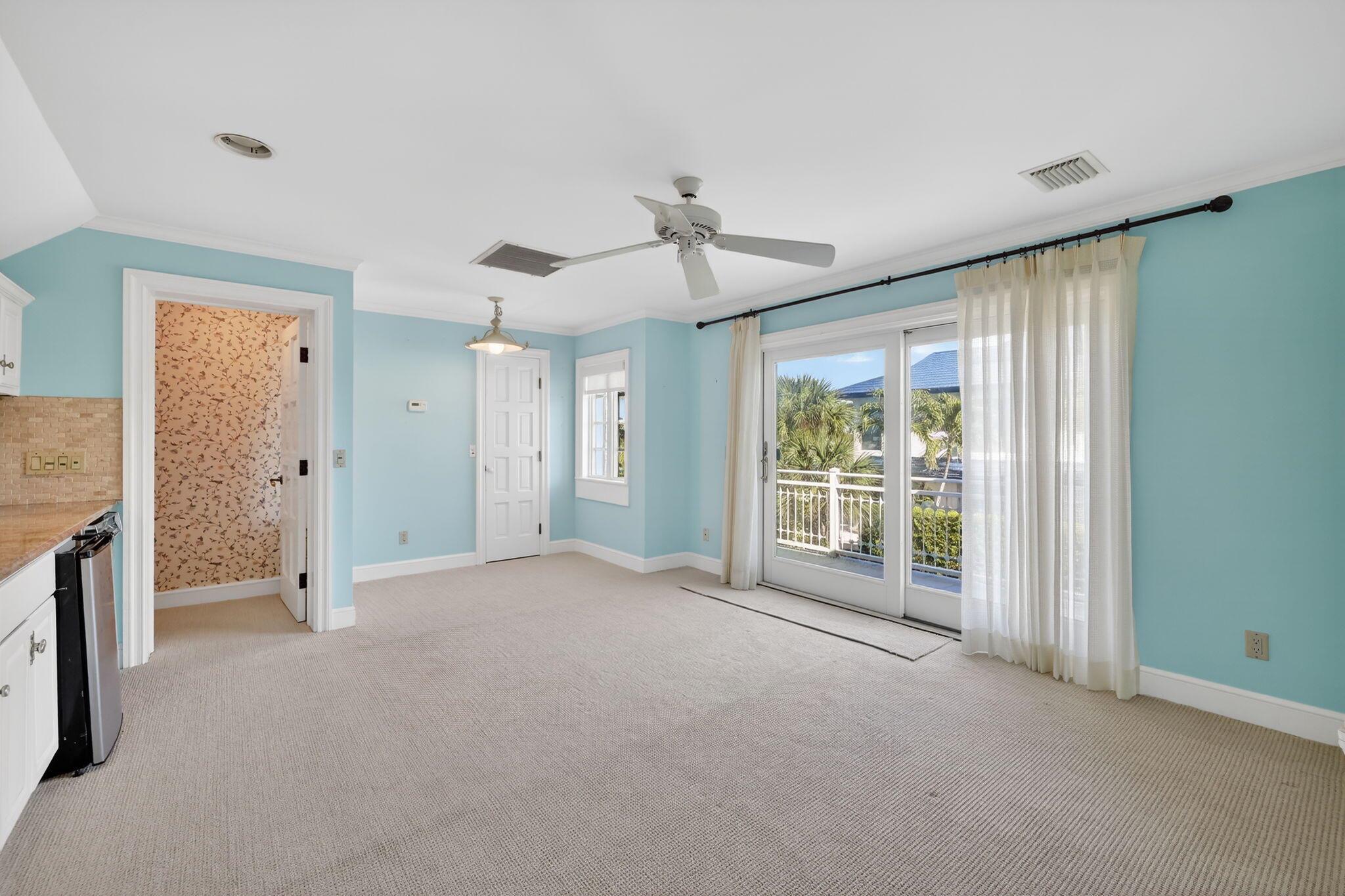 SAILFISH POINT - Residential