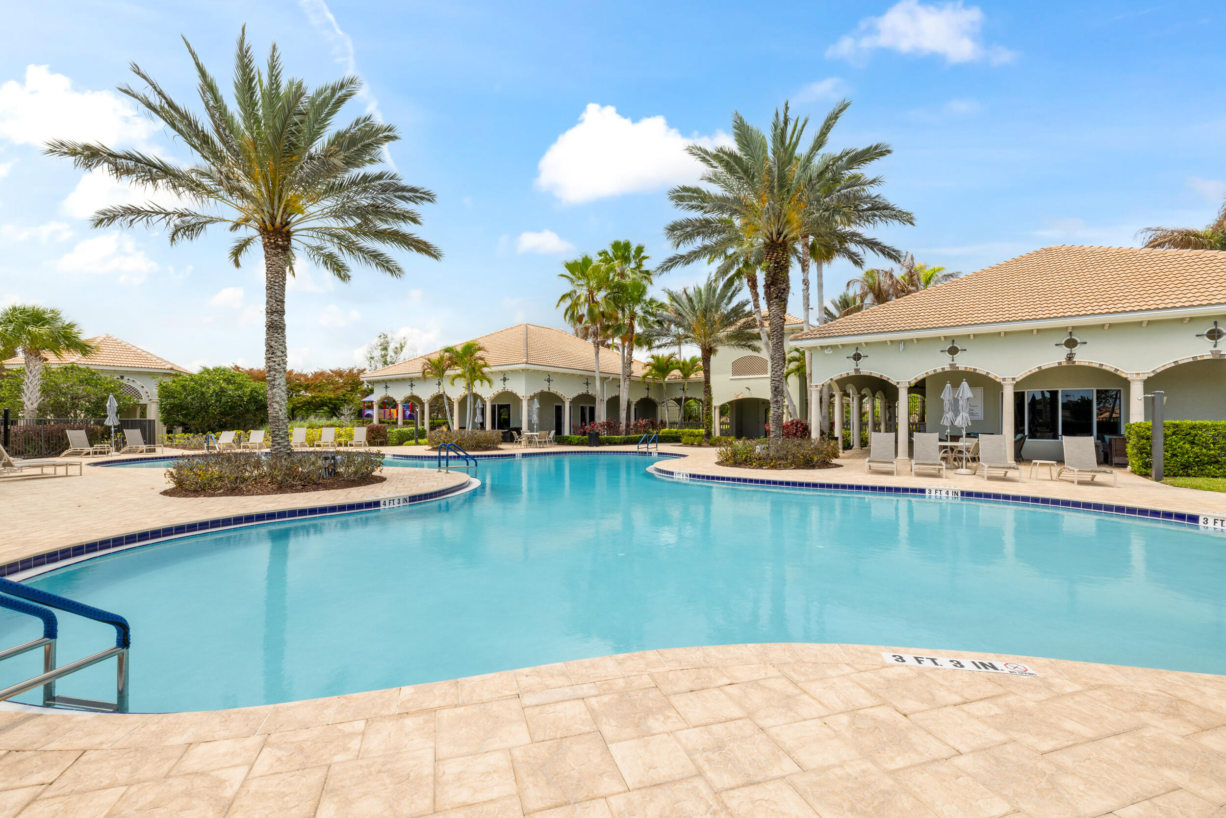 VIZCAYA FALLS PLAT 1 - Residential