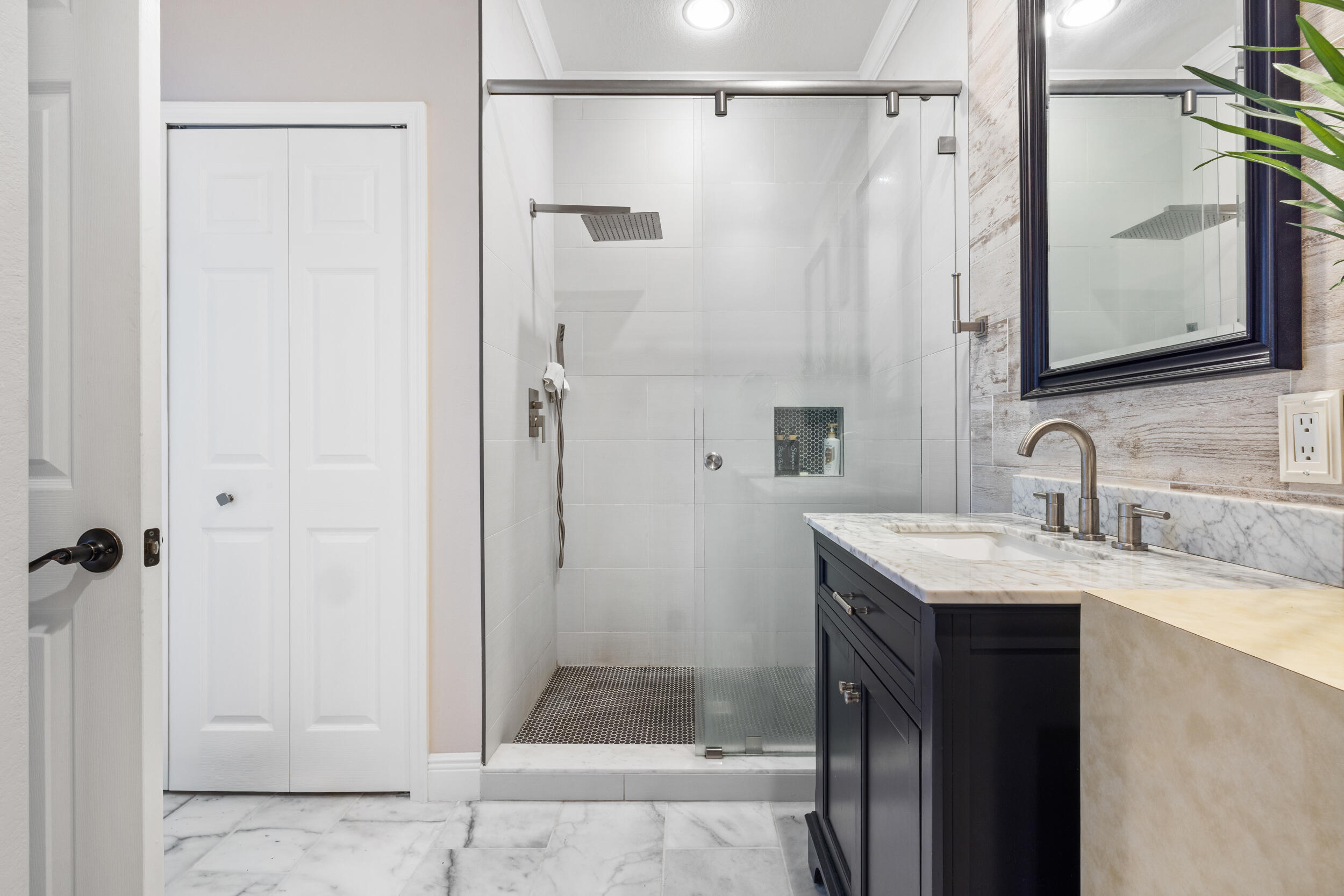 VIZCAYA FALLS PLAT 1 - Residential