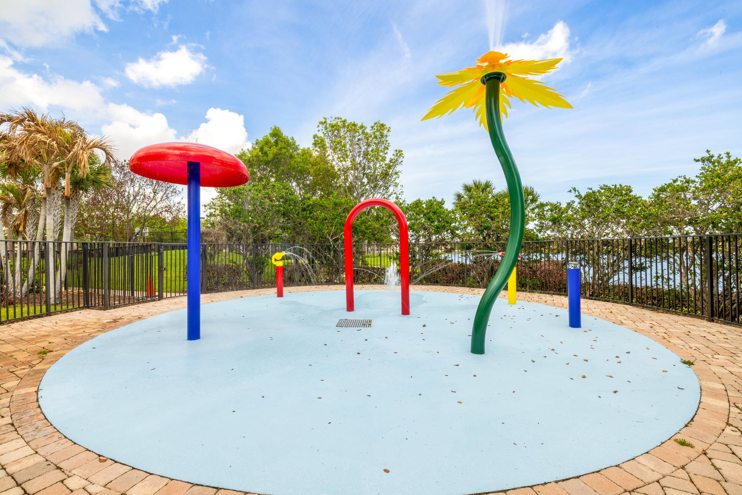 VIZCAYA FALLS PLAT 1 - Residential