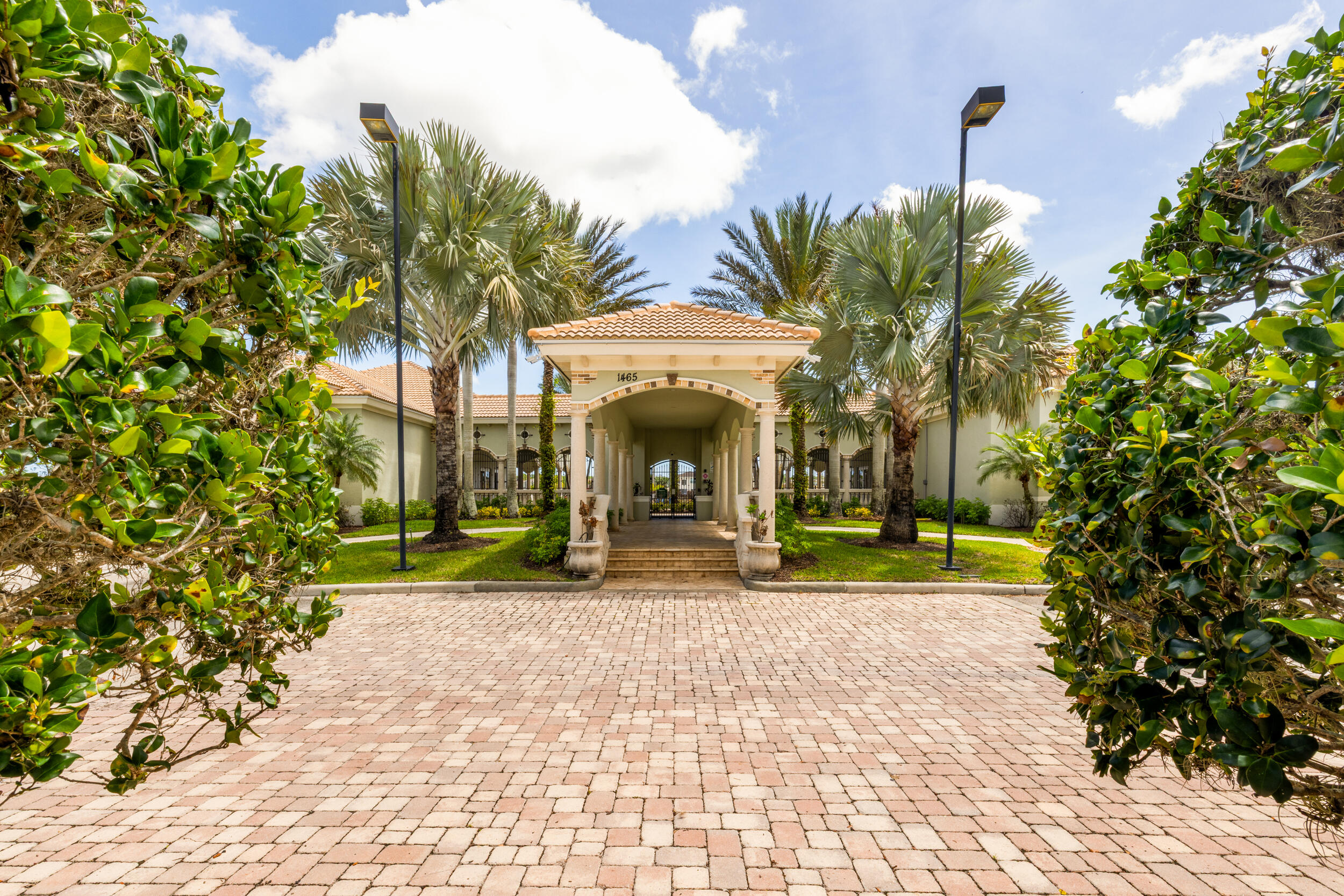 VIZCAYA FALLS PLAT 1 - Residential