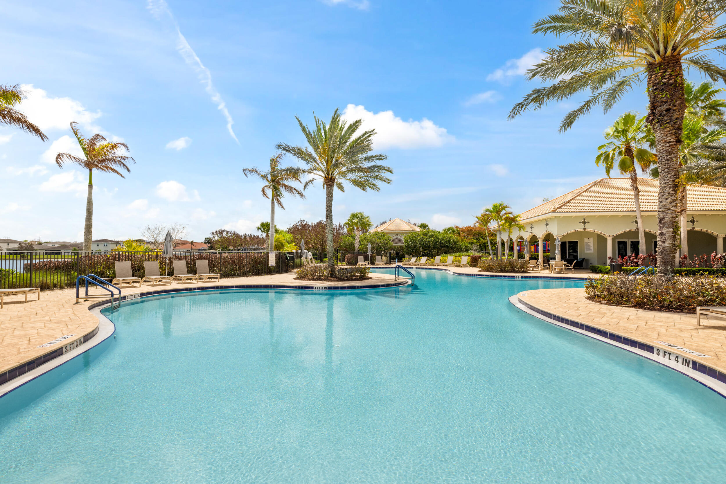 VIZCAYA FALLS PLAT 1 - Residential