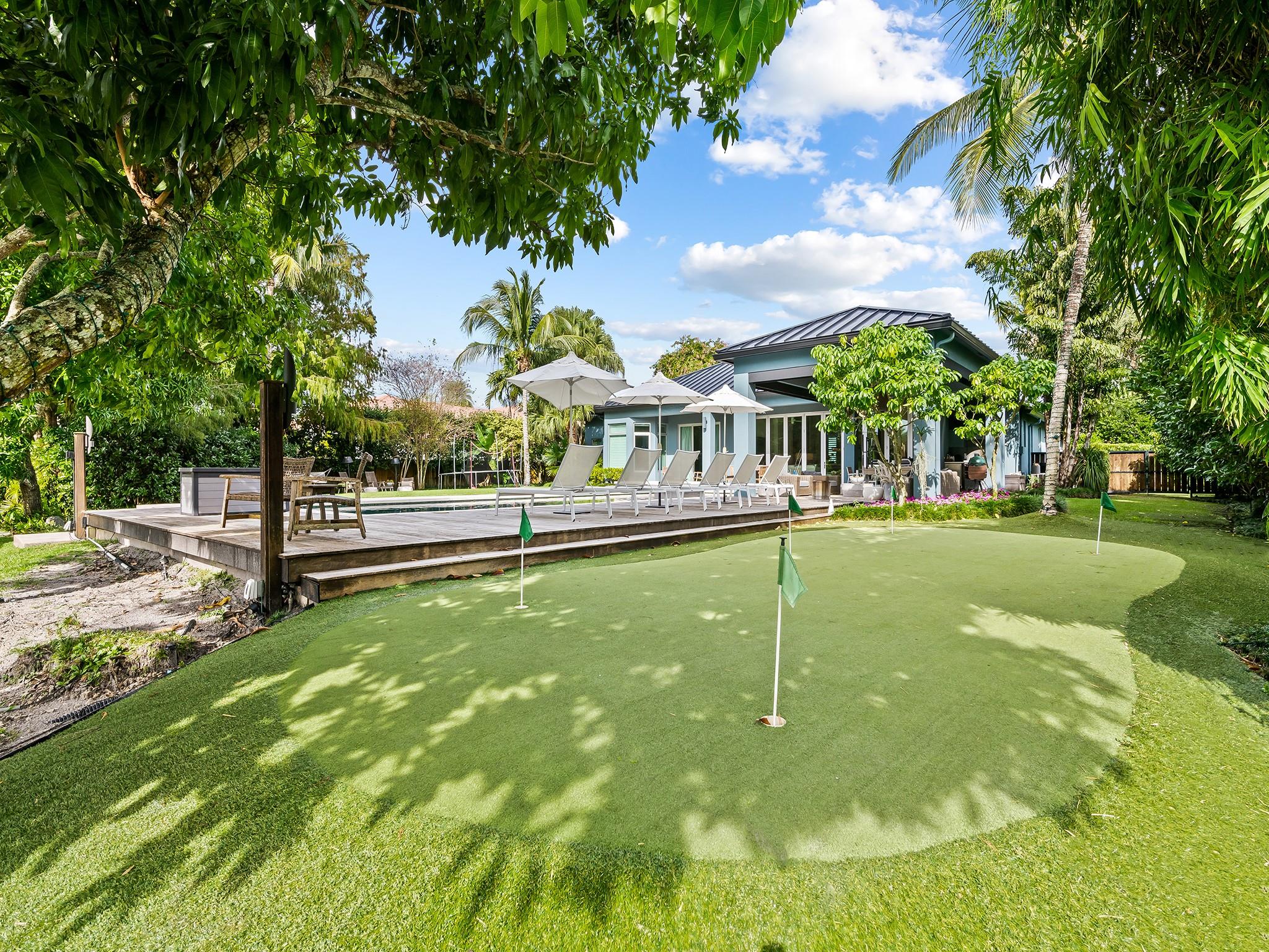 Signature Estates 172-31 - Residential