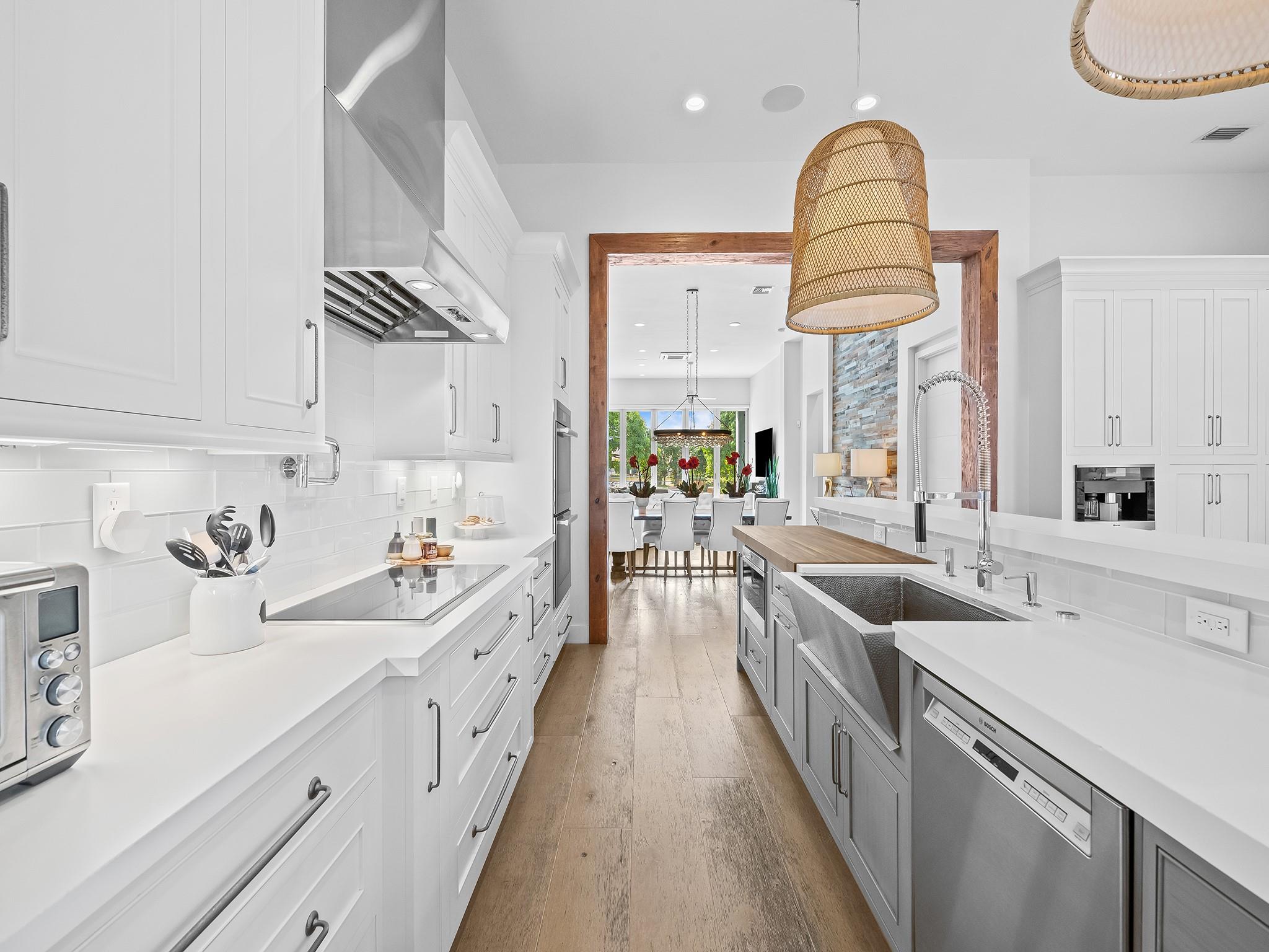 Signature Estates 172-31 - Residential