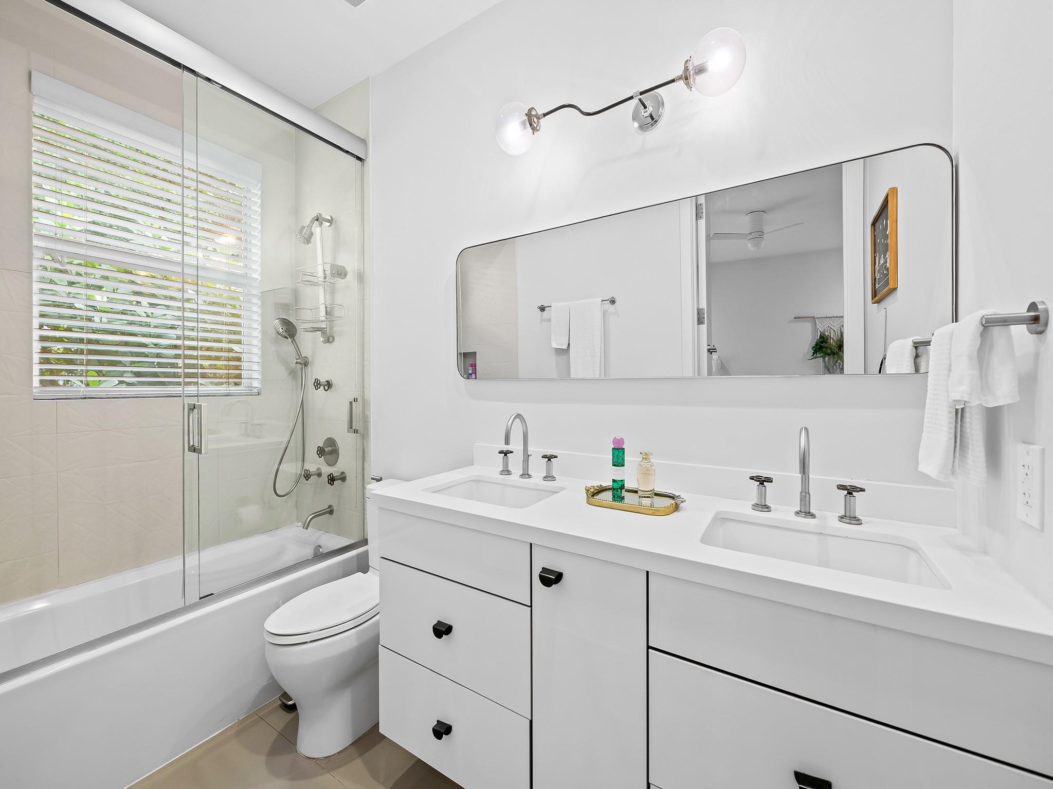 Signature Estates 172-31 - Residential