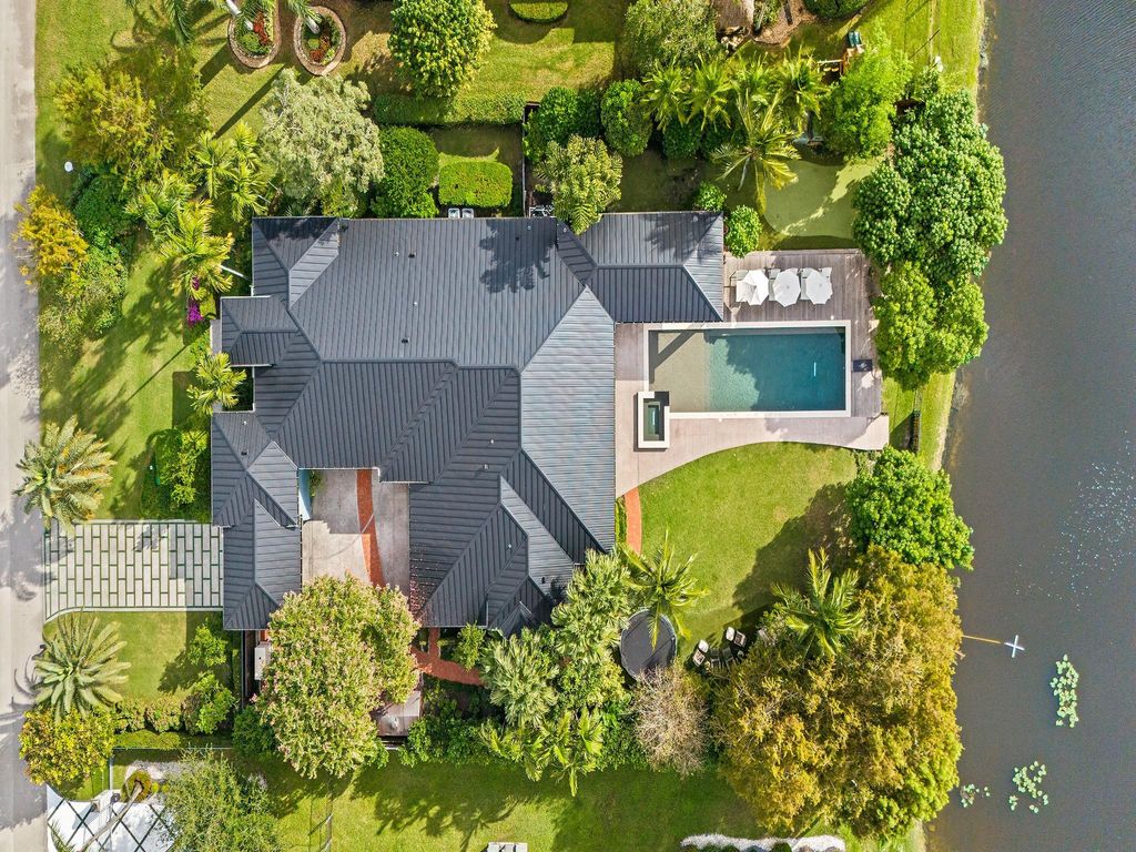 Photo of 11350 NW 6th Street, Plantation, FL 33325 (MLS # F10541075)