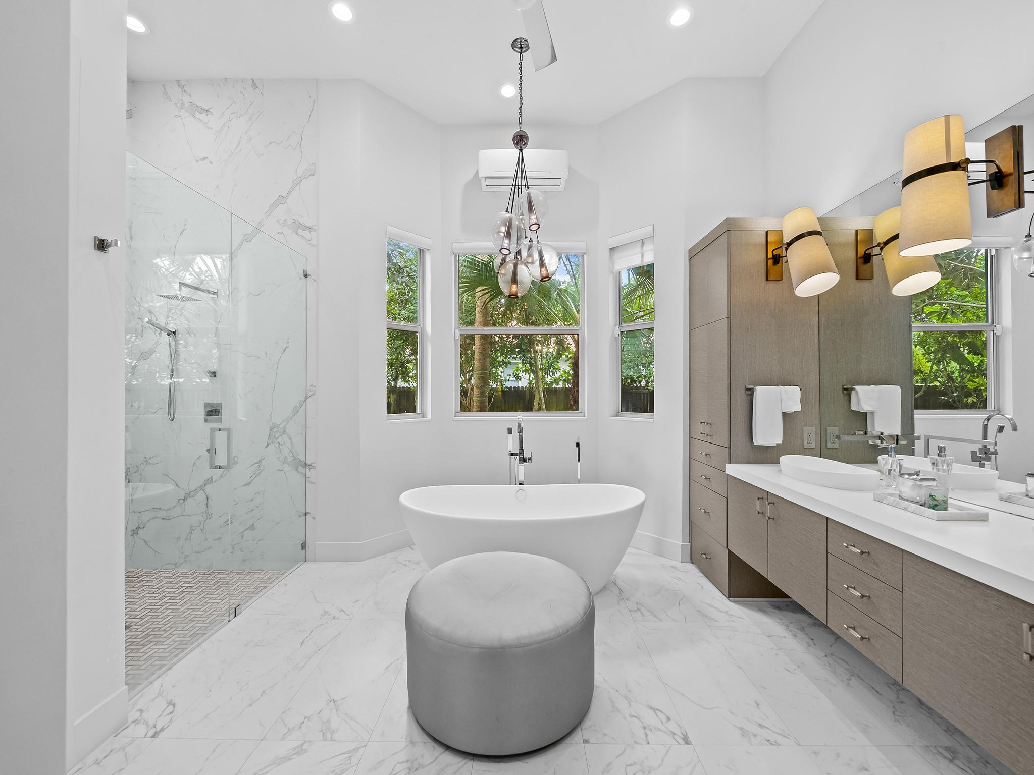 Signature Estates 172-31 - Residential